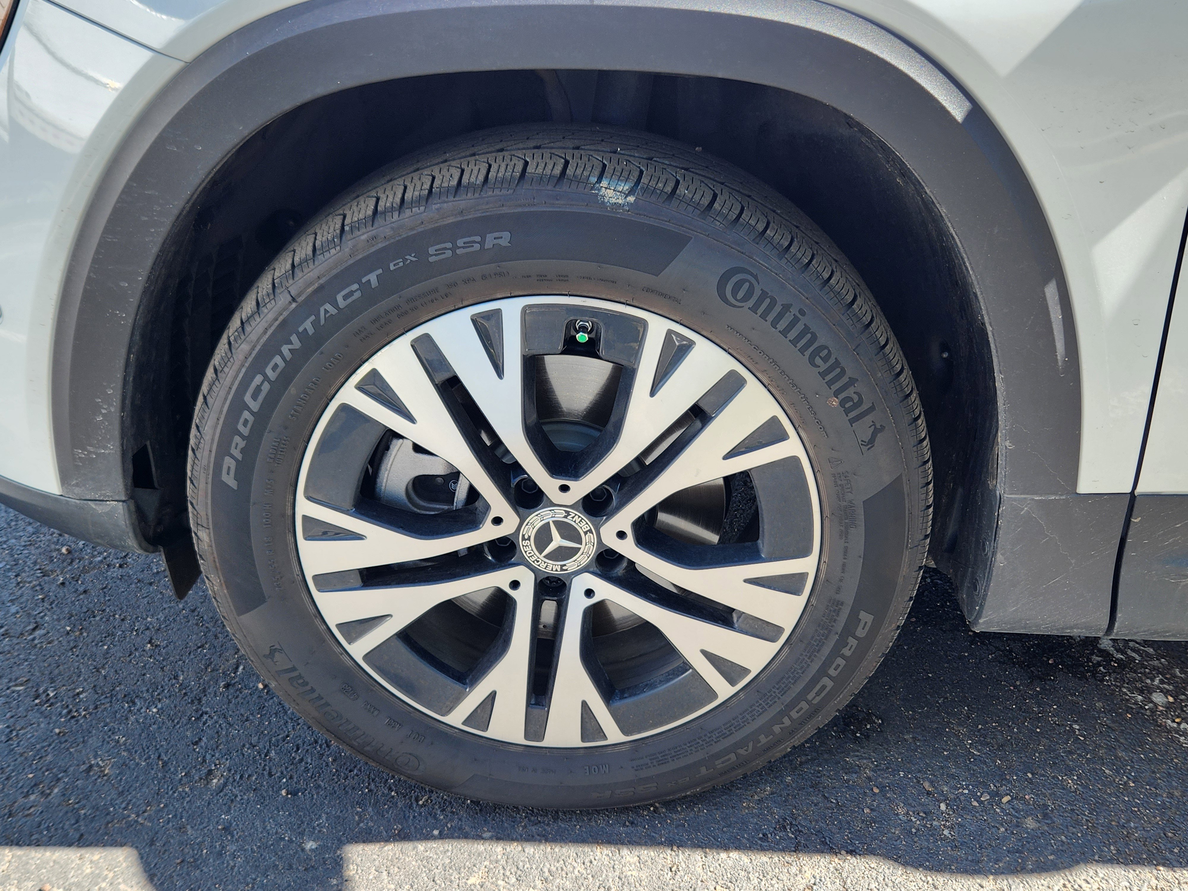Used 2024 Mercedes-Benz GLB 250 4MATIC image 23
