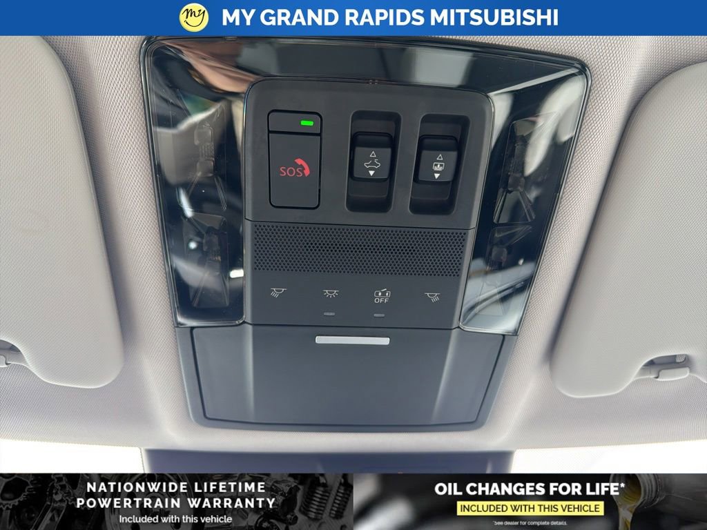 New 2026 Mitsubishi Outlander SE image 21