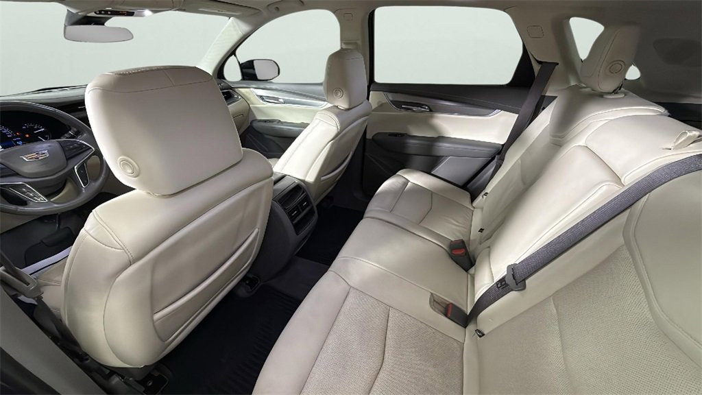Used 2018 Cadillac XT5 Luxury w/ Driver Awareness Package image 42