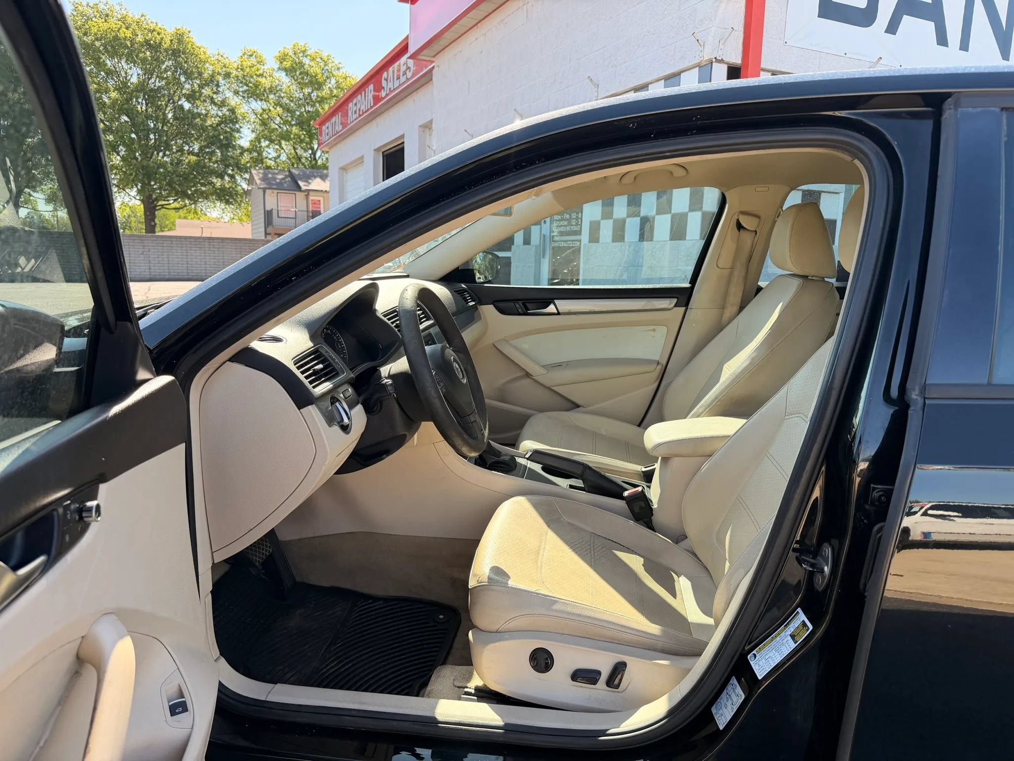 Used 2013 Volkswagen Passat 2.5 S FWD image 11