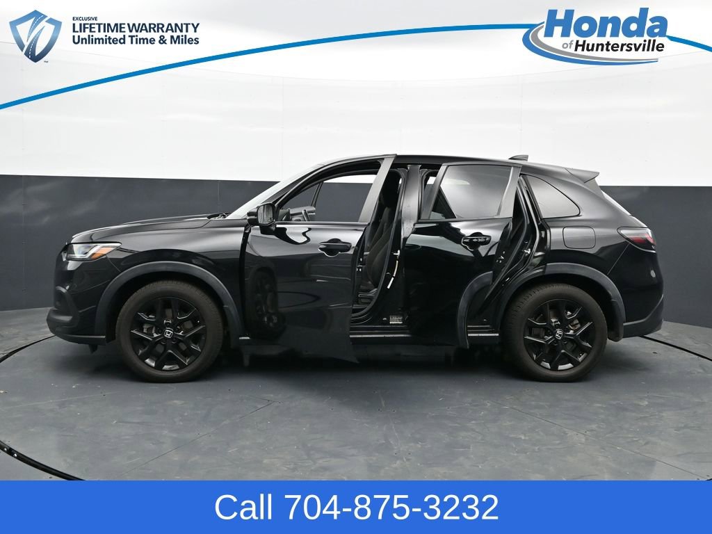 Used 2023 Honda HR-V Sport image 33