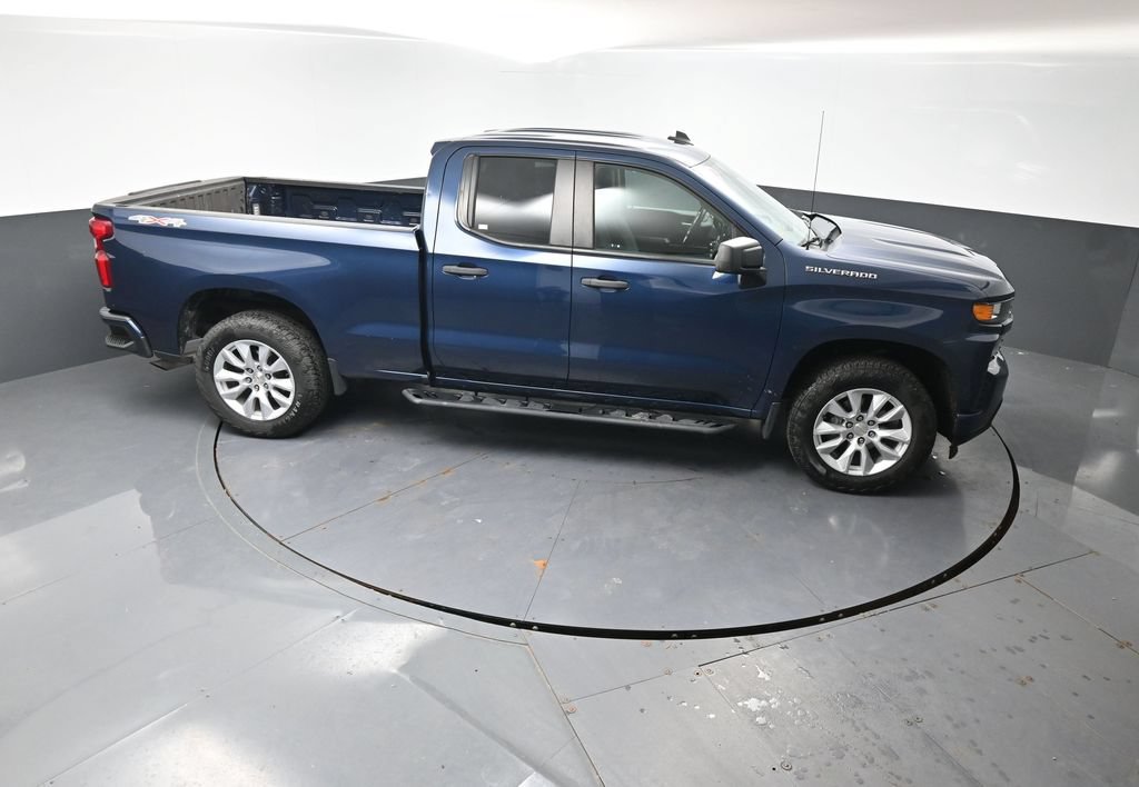 Used 2021 Chevrolet Silverado 1500 Custom AWD/4WD image 39