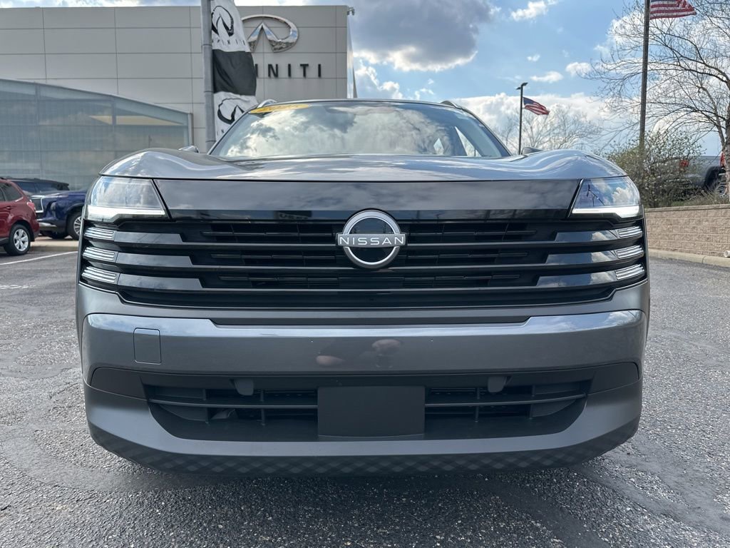 Used 2025 Nissan Kicks SV w/ SV Premium Package image 18