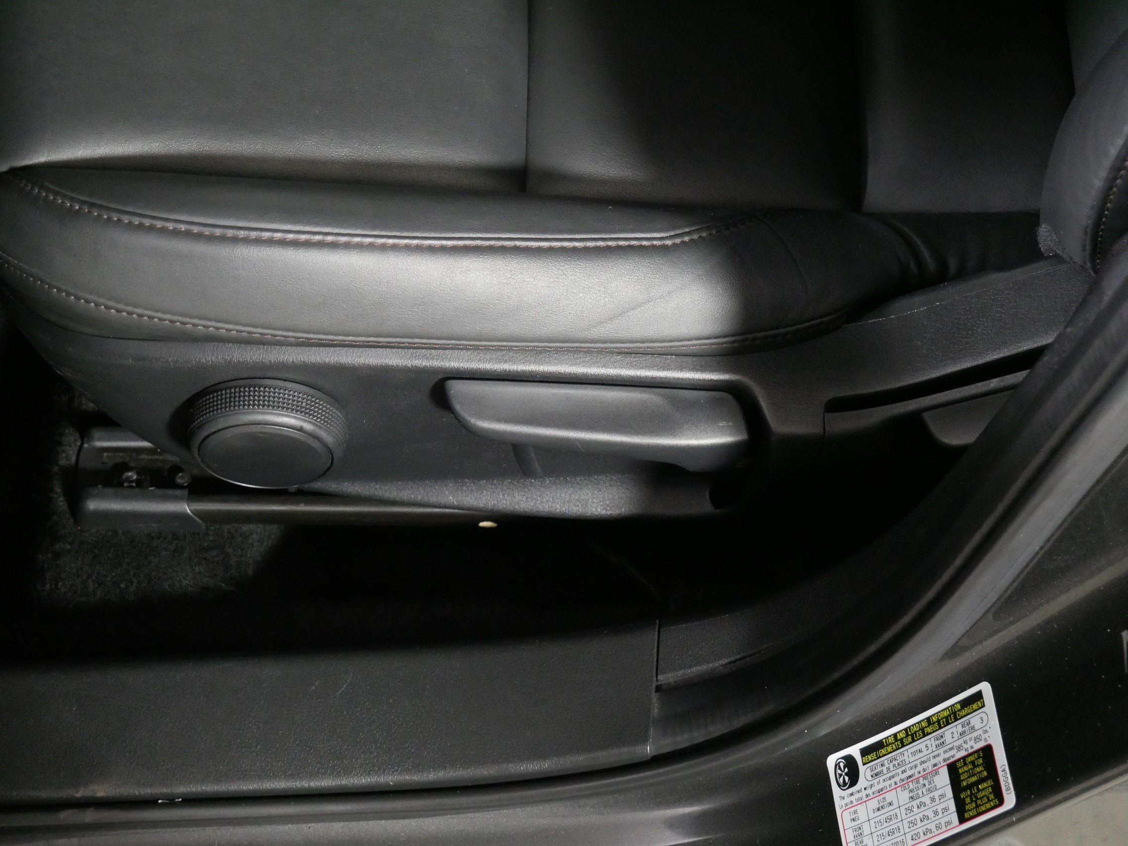 Used 2024 MAZDA MAZDA3 s FWD image 20