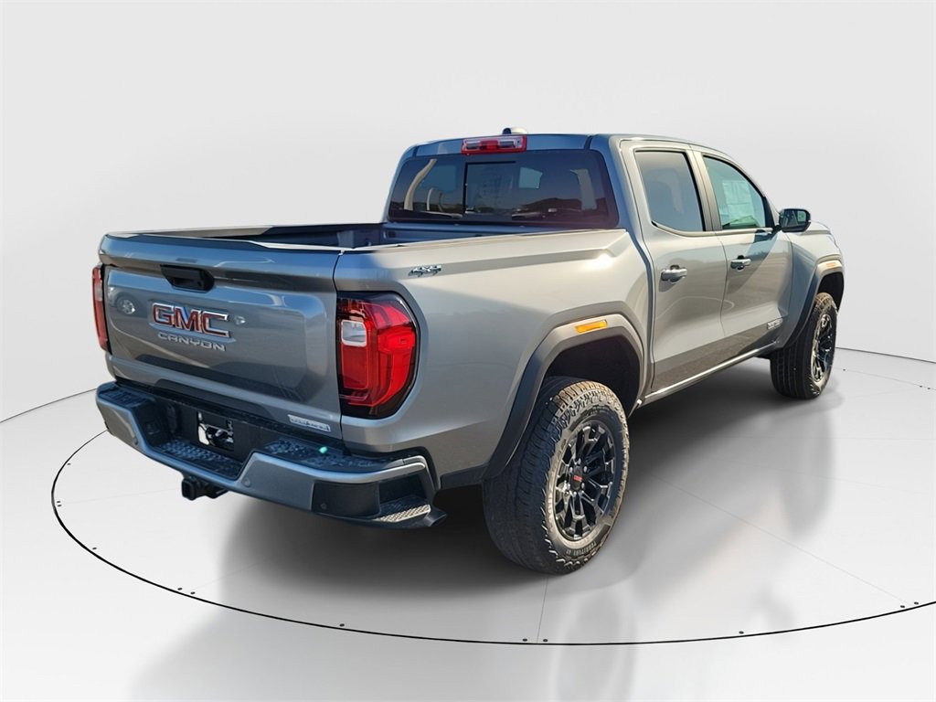 New 2026 GMC Canyon Elevation w/ Convenience Package image 4