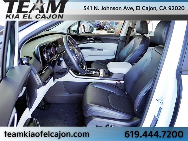 Certified 2024 Kia Carnival EX FWD image 16
