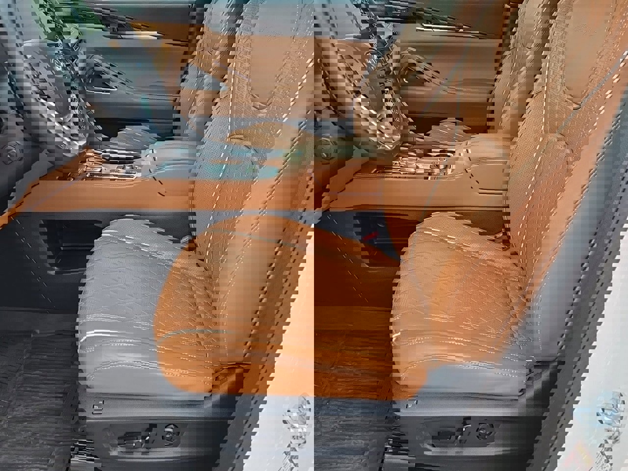 Used 2025 INFINITI QX60 Autograph w/ Cargo Package image 13