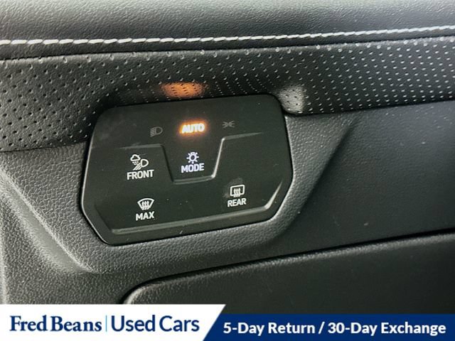 Used 2024 Volkswagen Atlas Cross Sport SEL R-Line AWD/4WD image 14