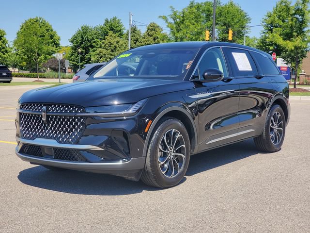 Certified 2024 Lincoln Nautilus Premier AWD/4WD image 2