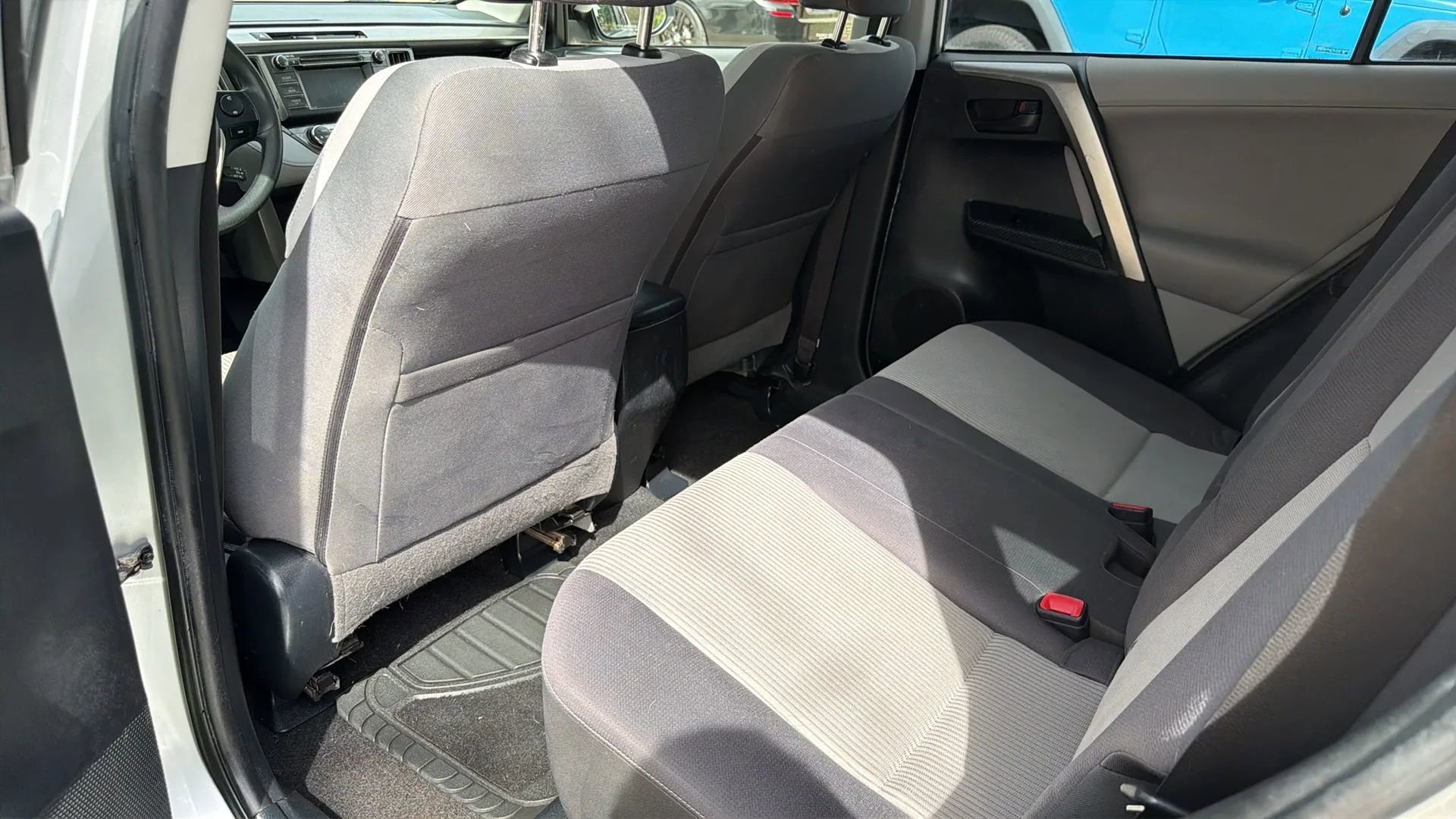 Used 2013 Toyota RAV4 XLE AWD/4WD image 20