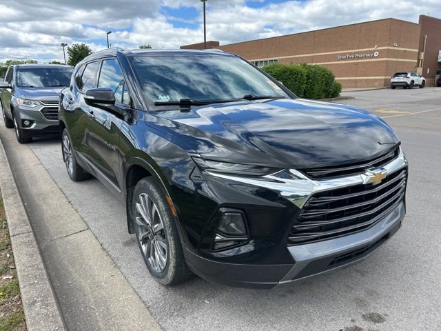 Used 2022 Chevrolet Blazer Premier AWD/4WD image 2