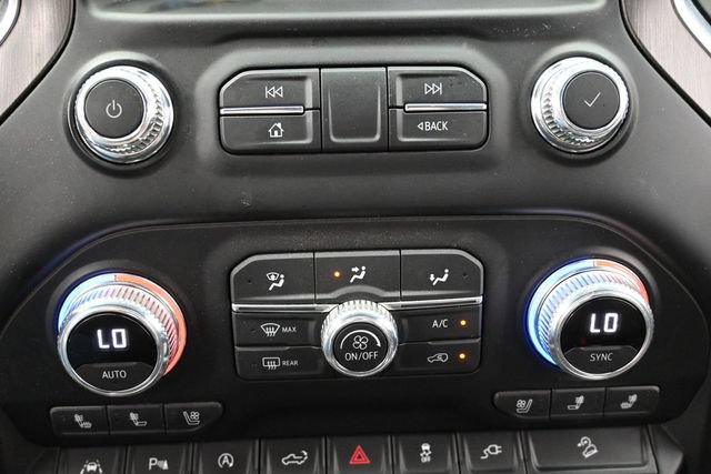 Used 2021 GMC Sierra 1500 AT4 w/ AT4 Premium Package AWD/4WD image 24