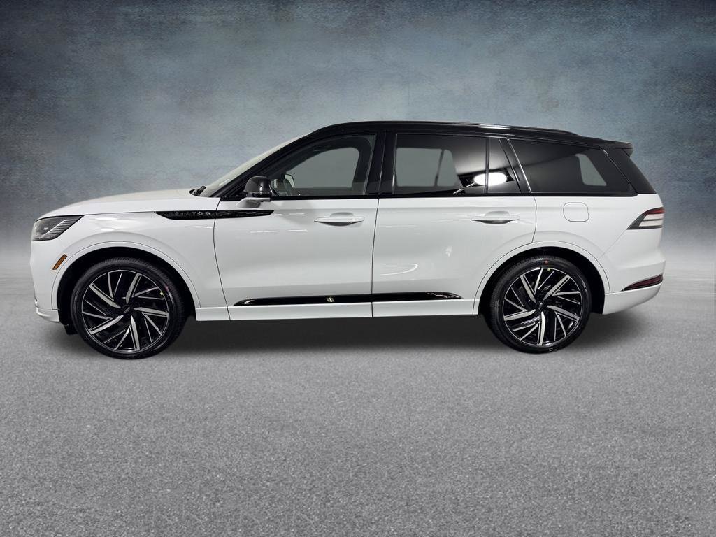 New 2027 Lincoln Aviator Black Label w/ Black Label Special Edition AWD/4WD image 3