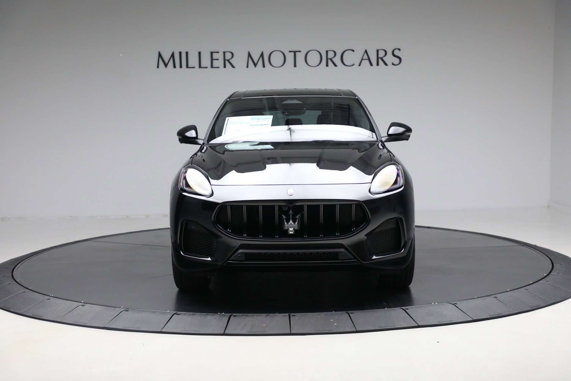 New 2025 Maserati Grecale Modena image 11