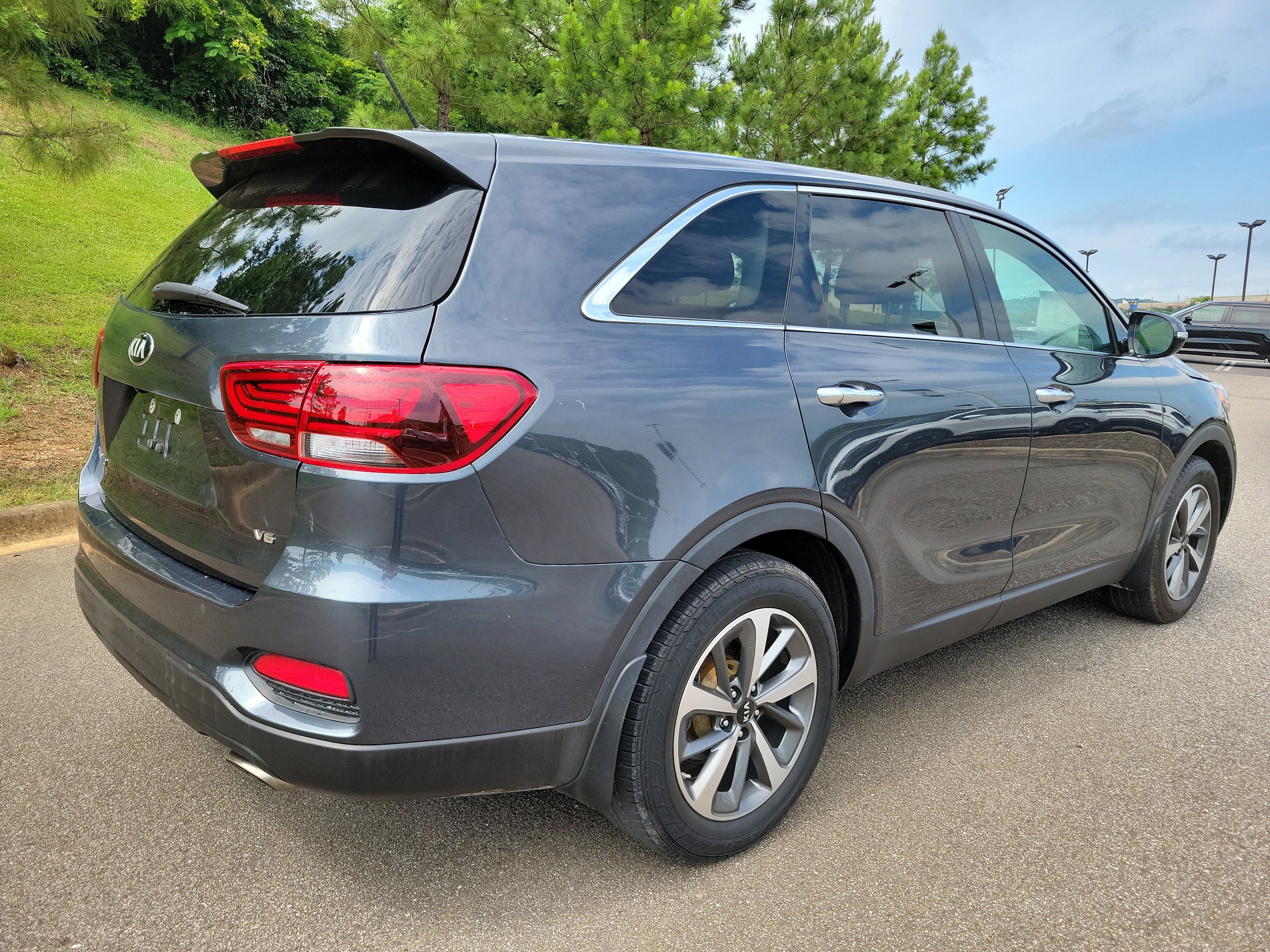 Used 2020 Kia Sorento FWD V6 image 21