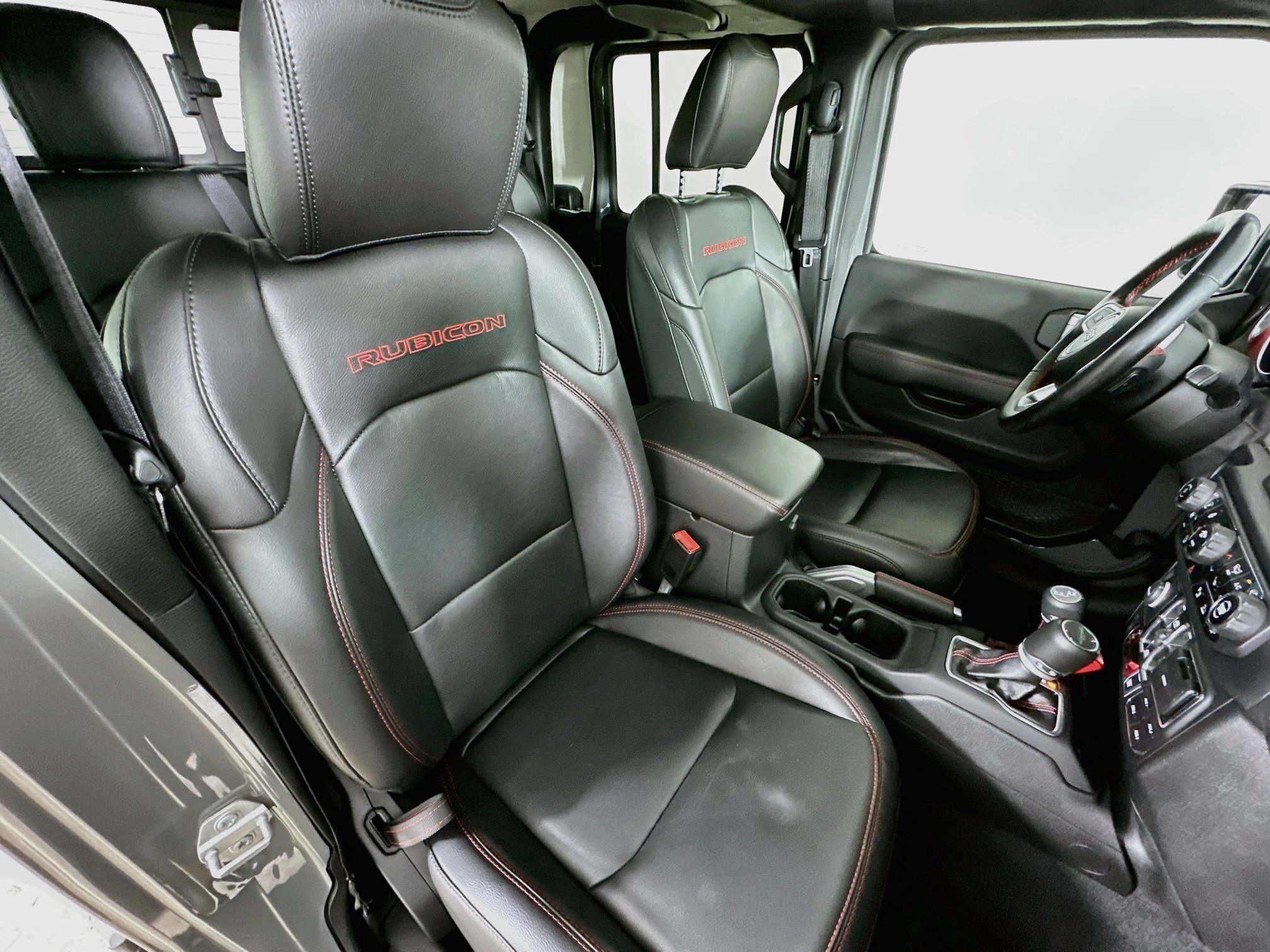 Used 2021 Jeep Gladiator Rubicon AWD/4WD image 40