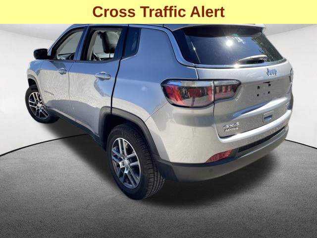 Used 2020 Jeep Compass Latitude AWD/4WD image 10