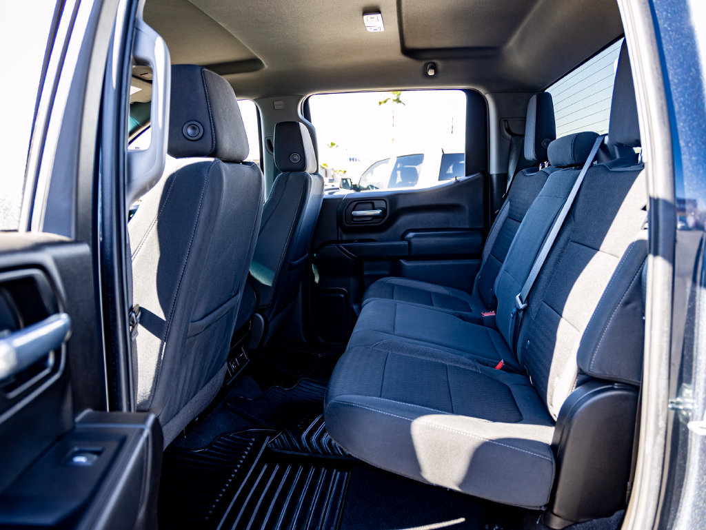 Used 2021 Chevrolet Silverado 1500 LT RWD image 24
