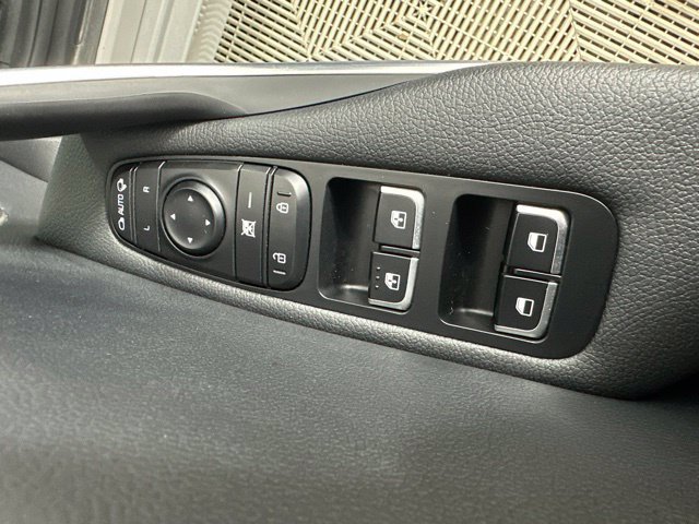 Used 2023 Kia Stinger GT-Line w/ Sun & Sound Package AWD/4WD image 25