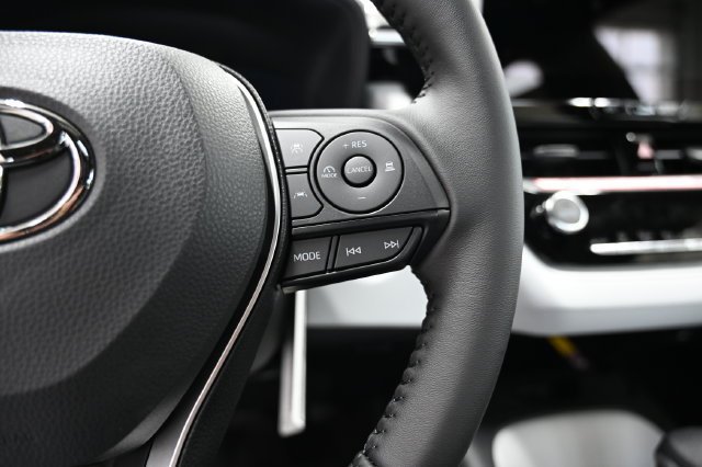 New 2026 Toyota Corolla SE w/ SE Premium Package FWD image 25