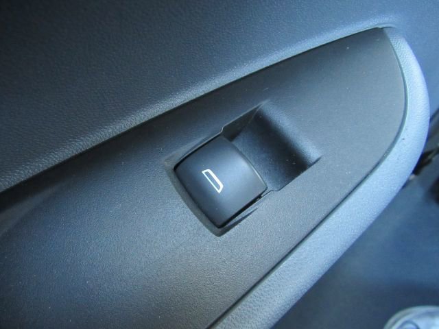 Used 2020 Chevrolet Bolt LT image 27