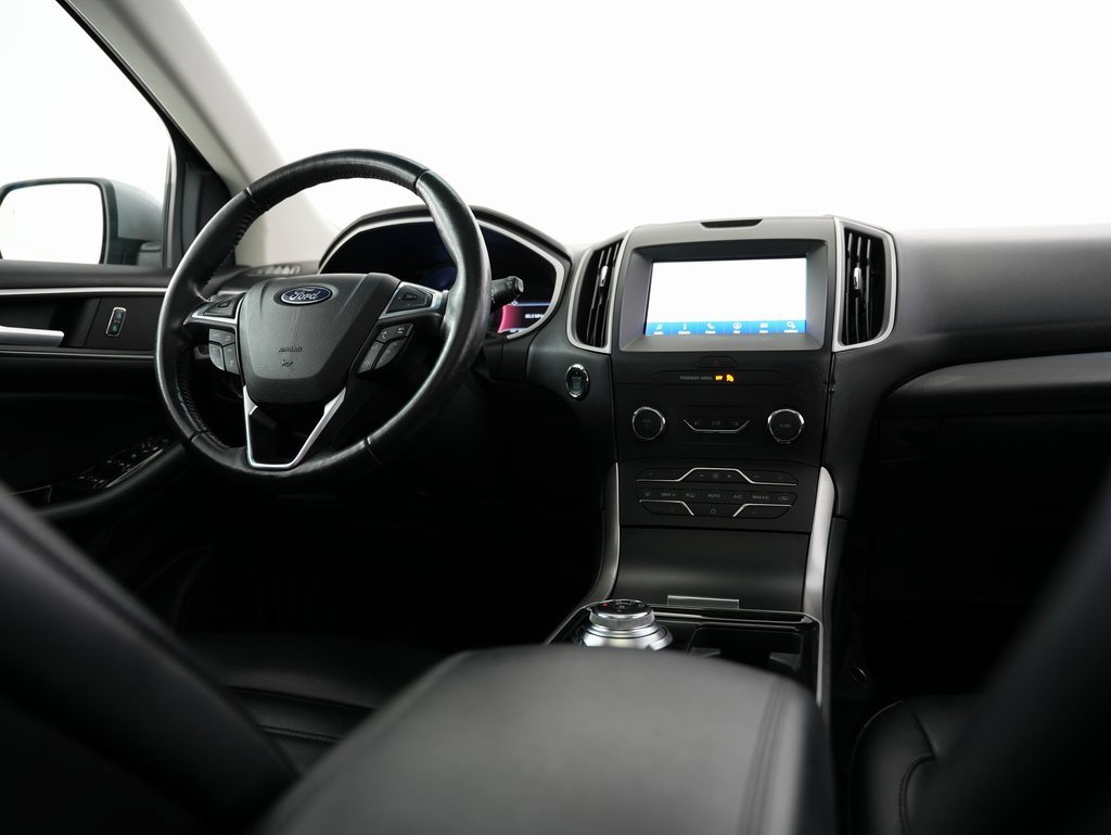 Used 2020 Ford Edge SEL w/ Convenience Package image 10