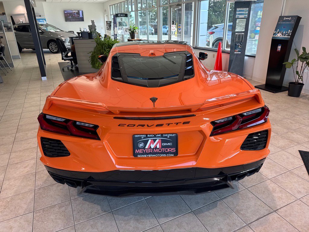 Used 2024 Chevrolet Corvette Stingray Coupe w/ Z51 Performance Package image 6