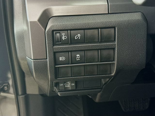 Used 2026 Toyota Tacoma SR5 AWD/4WD image 10