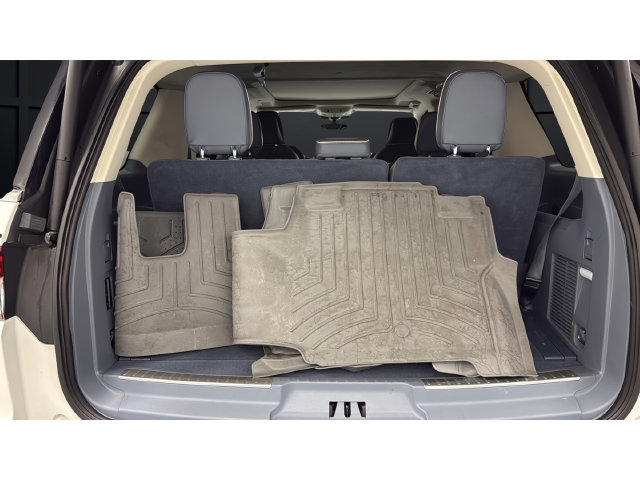 Used 2023 Lincoln Navigator Black Label AWD/4WD image 25