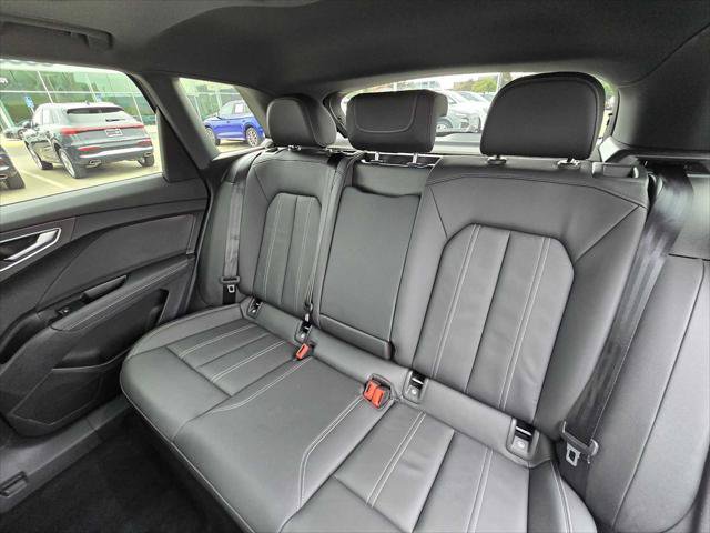 Certified 2024 Audi Q4 e-tron Prestige w/ Black Optic Package AWD/4WD image 18