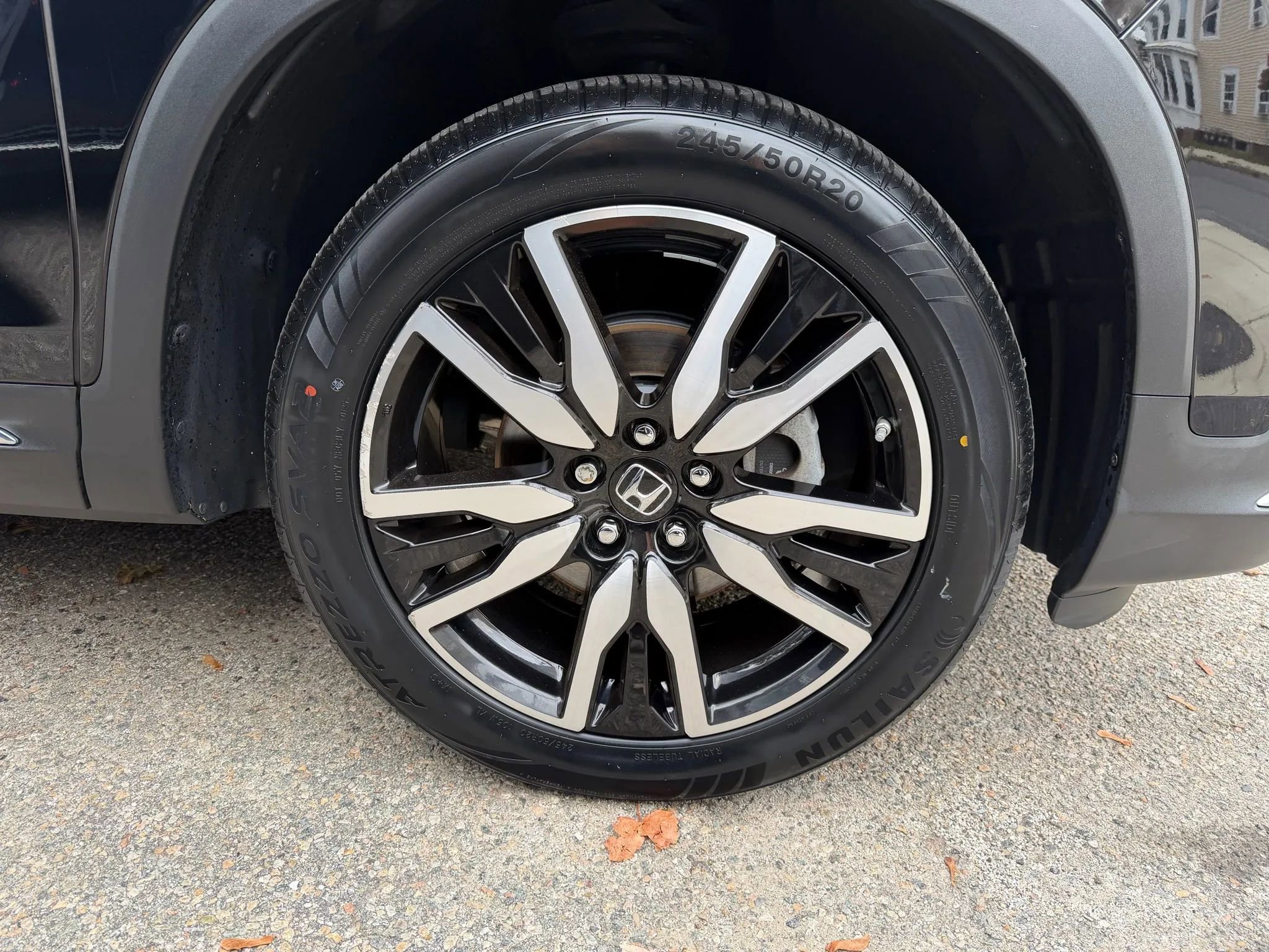 Used 2020 Honda Pilot Touring image 10