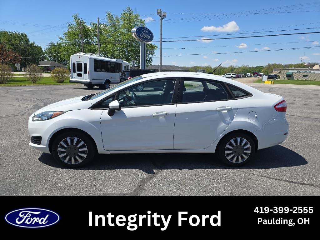 Used 2015 Ford Fiesta S FWD image 1
