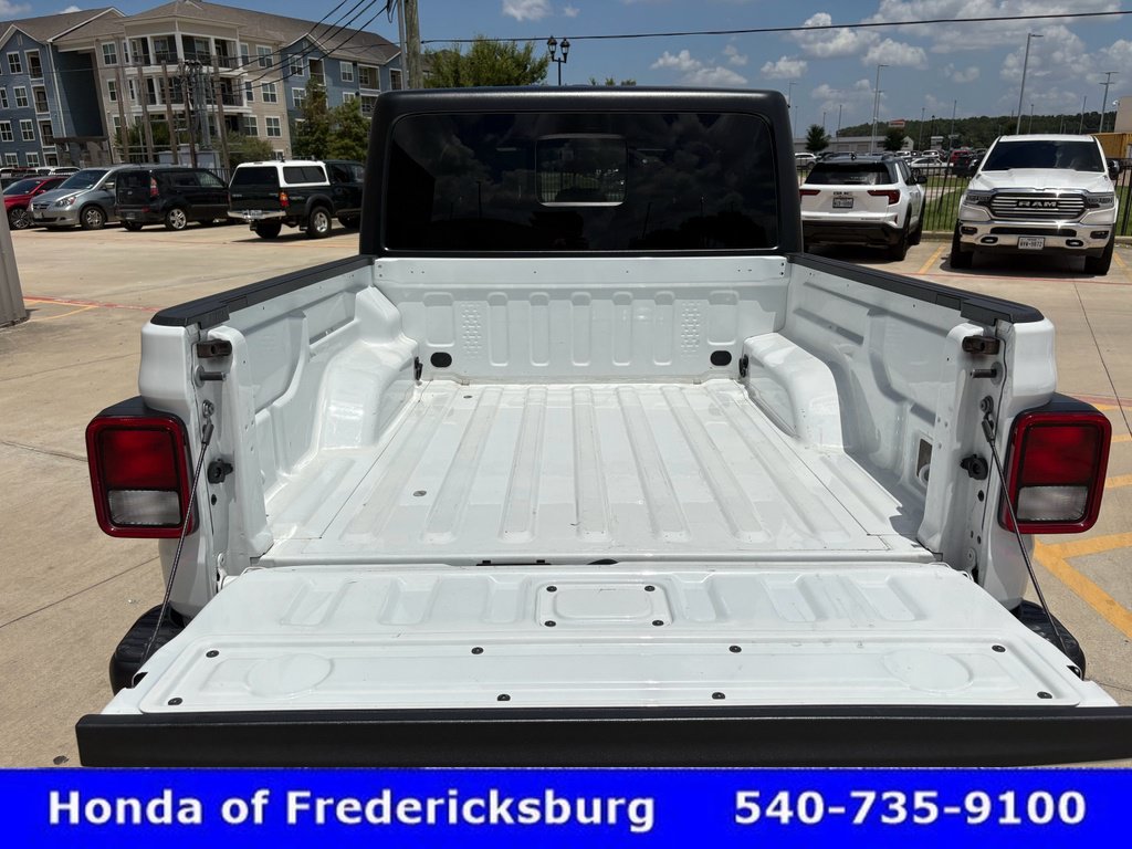 Used 2023 Jeep Gladiator Sport AWD/4WD image 25