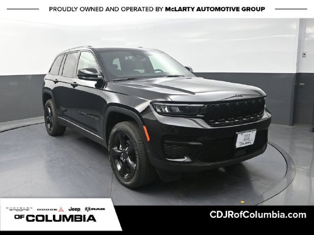 Used 2025 Jeep Grand Cherokee Altitude AWD/4WD 360° Tour