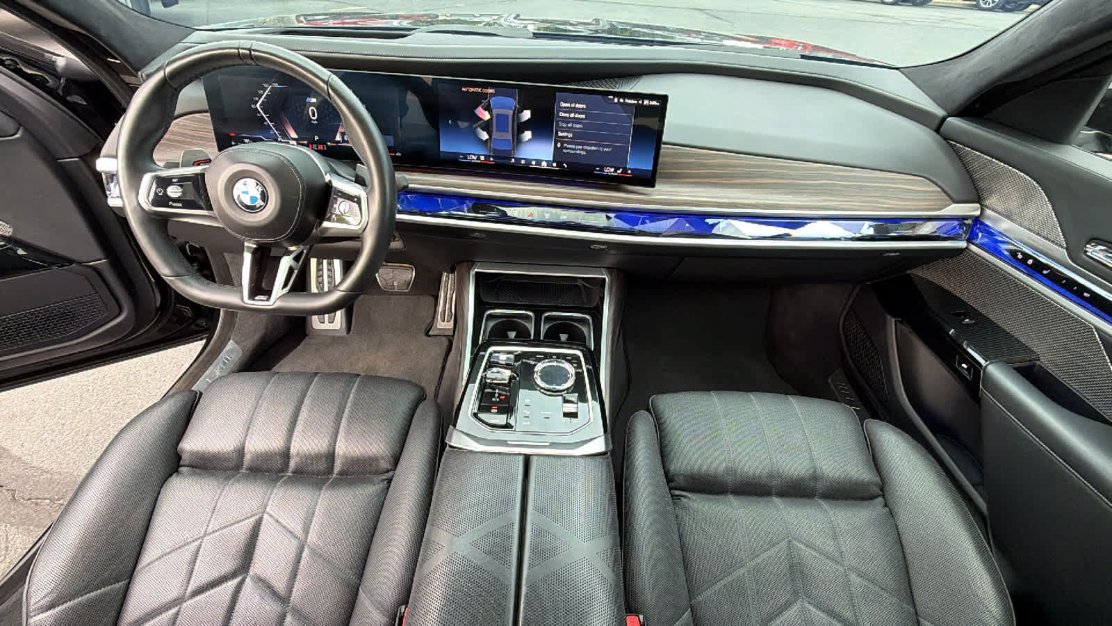 Used 2023 BMW 760i xDrive w/ Executive Package AWD/4WD image 26