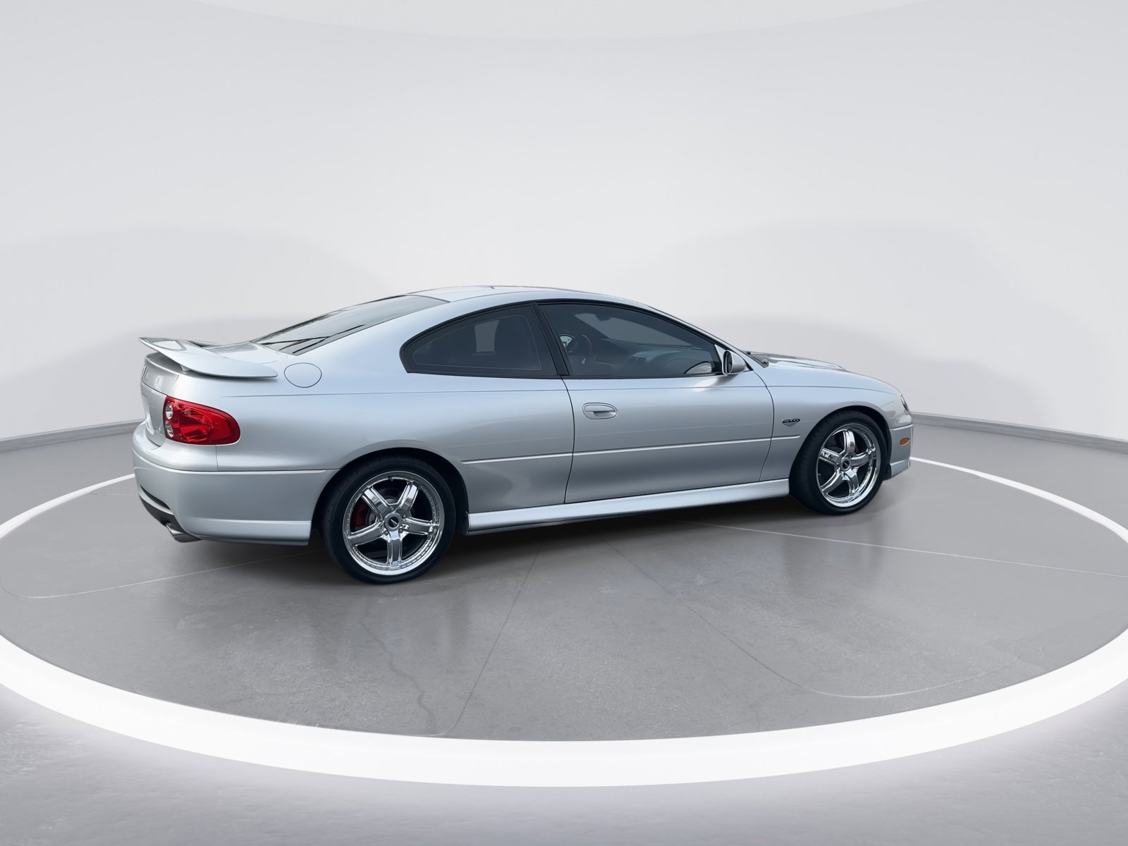 Used 2005 Pontiac GTO image 9