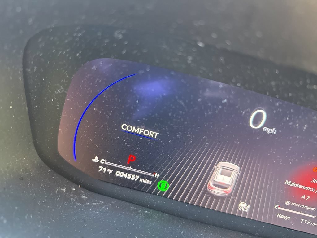 Used 2023 Acura MDX SH-AWD w/ Technology Package image 17