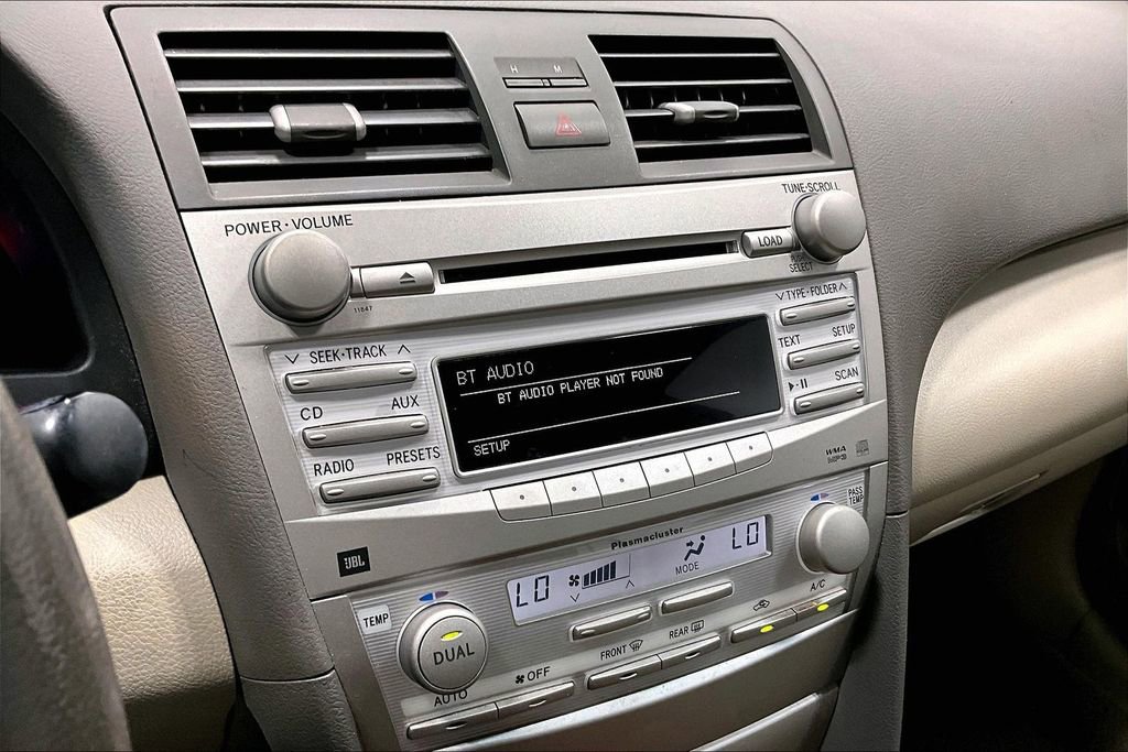 Used 2011 Toyota Camry XLE w/ XLE Extra-Value Pkg #2 image 30