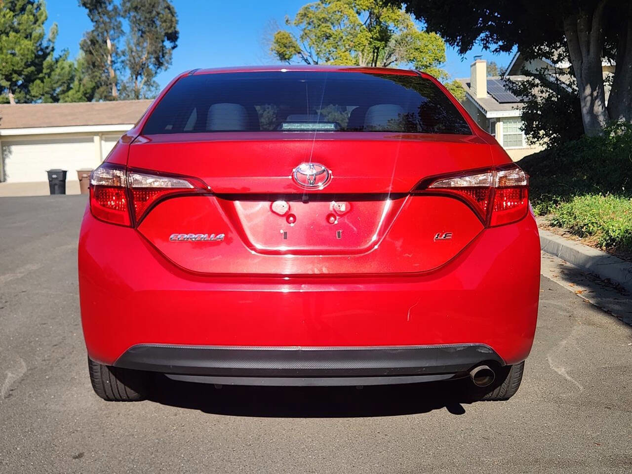 Used 2018 Toyota Corolla LE image 25