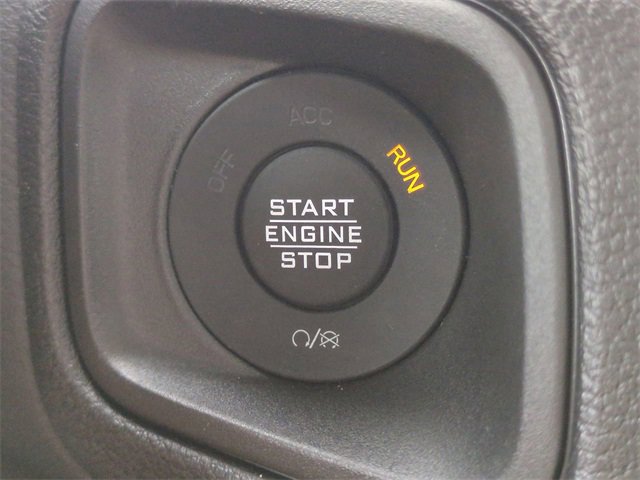 New 2025 Jeep Gladiator Sport image 27