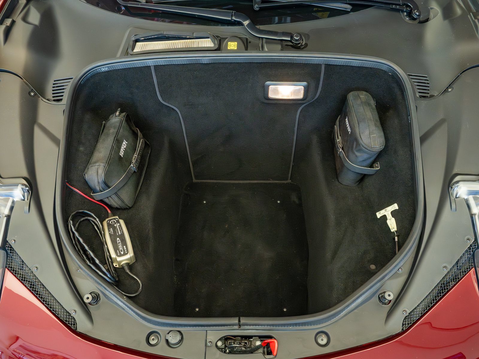 Certified 2013 Ferrari 458 Spider RWD image 22