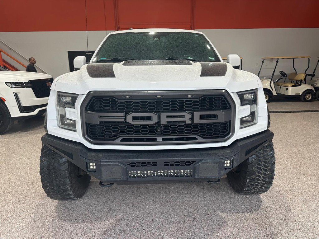 Used 2017 Ford F150 Raptor w/ Equipment Group 802A Luxury AWD/4WD image 11