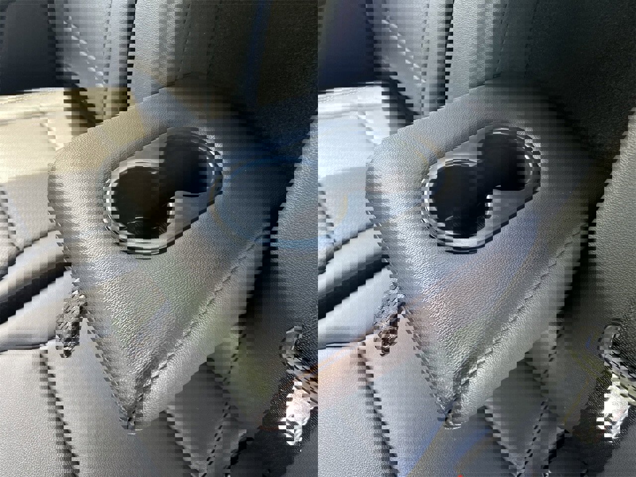 New 2025 Ford F150 Lariat w/ Equipment Group 501A Mid image 27