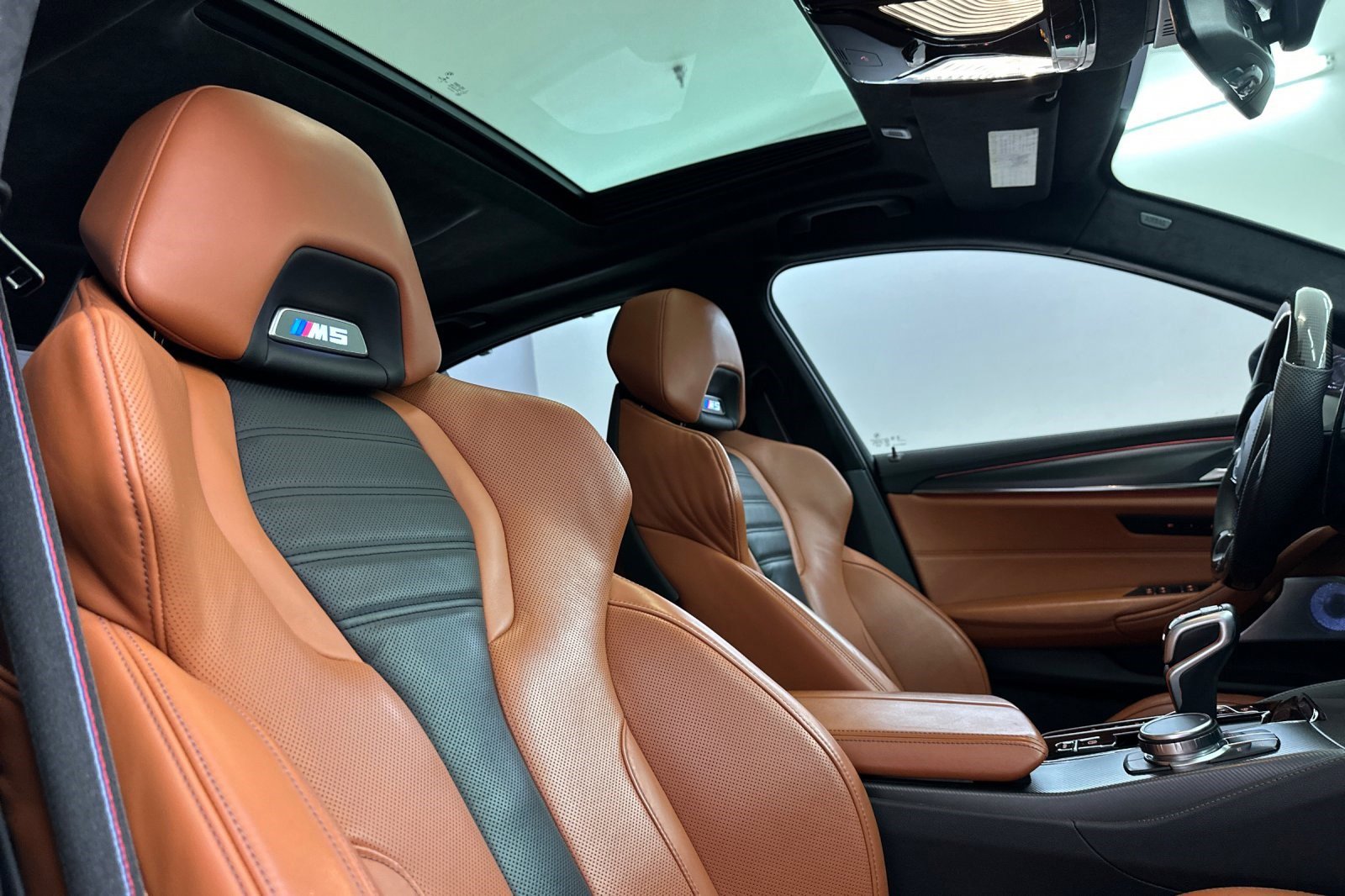 Used 2023 BMW M5 w/ Competition Package image 31