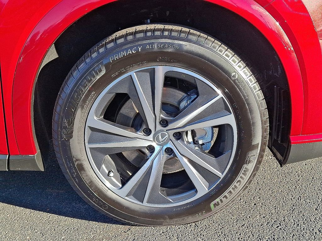 Used 2025 Lexus RX 350h w/ Convenience Package image 29