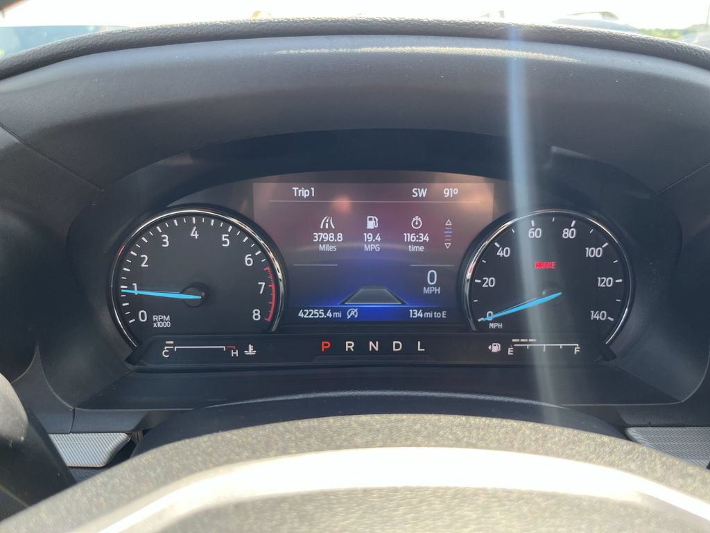 Used 2023 Ford Explorer XLT w/ Equipment Group 202A AWD/4WD image 15
