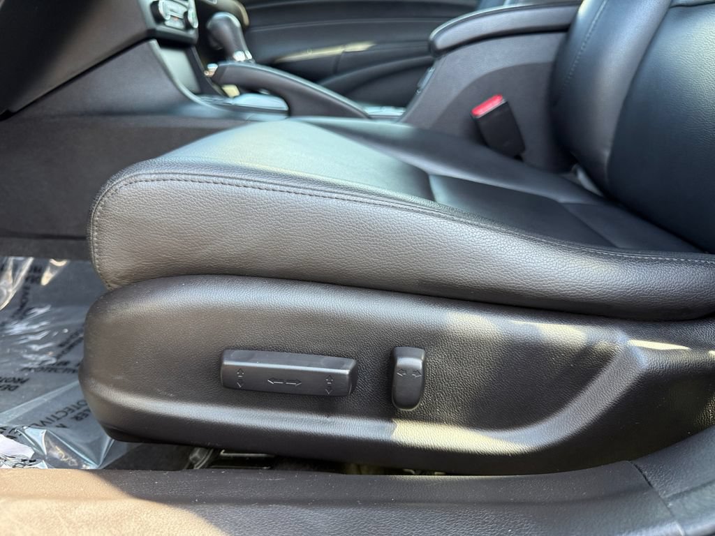 Used 2016 Acura ILX FWD image 10