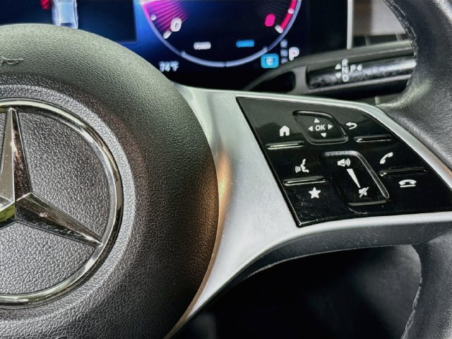 Used 2023 Mercedes-Benz C 300 Sedan image 12