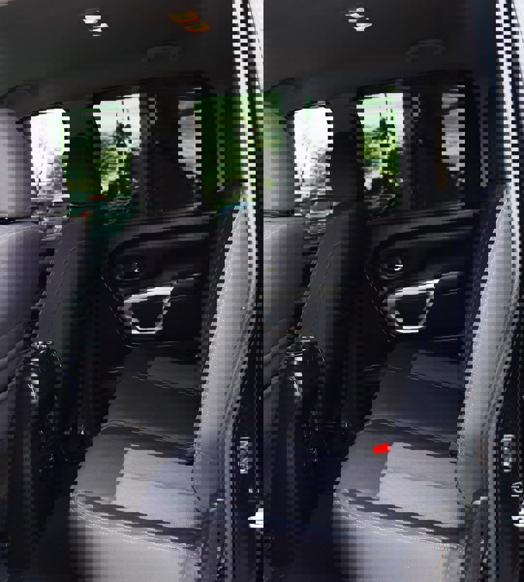 Used 2020 Nissan Titan SV w/ SV Convenience Package image 33