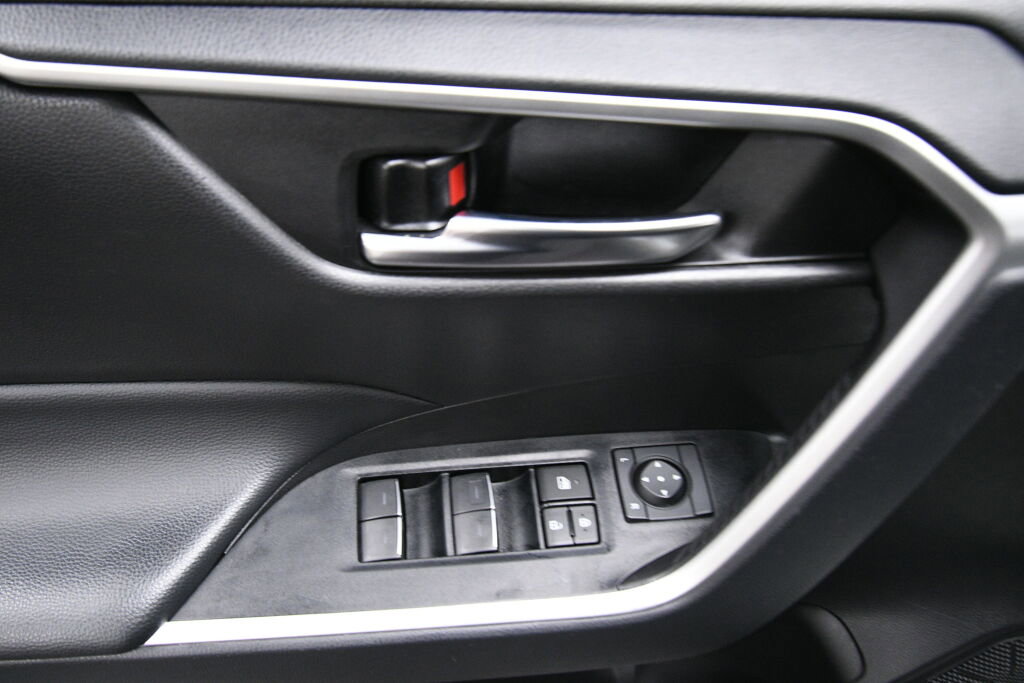 Certified 2024 Toyota RAV4 XLE image 11